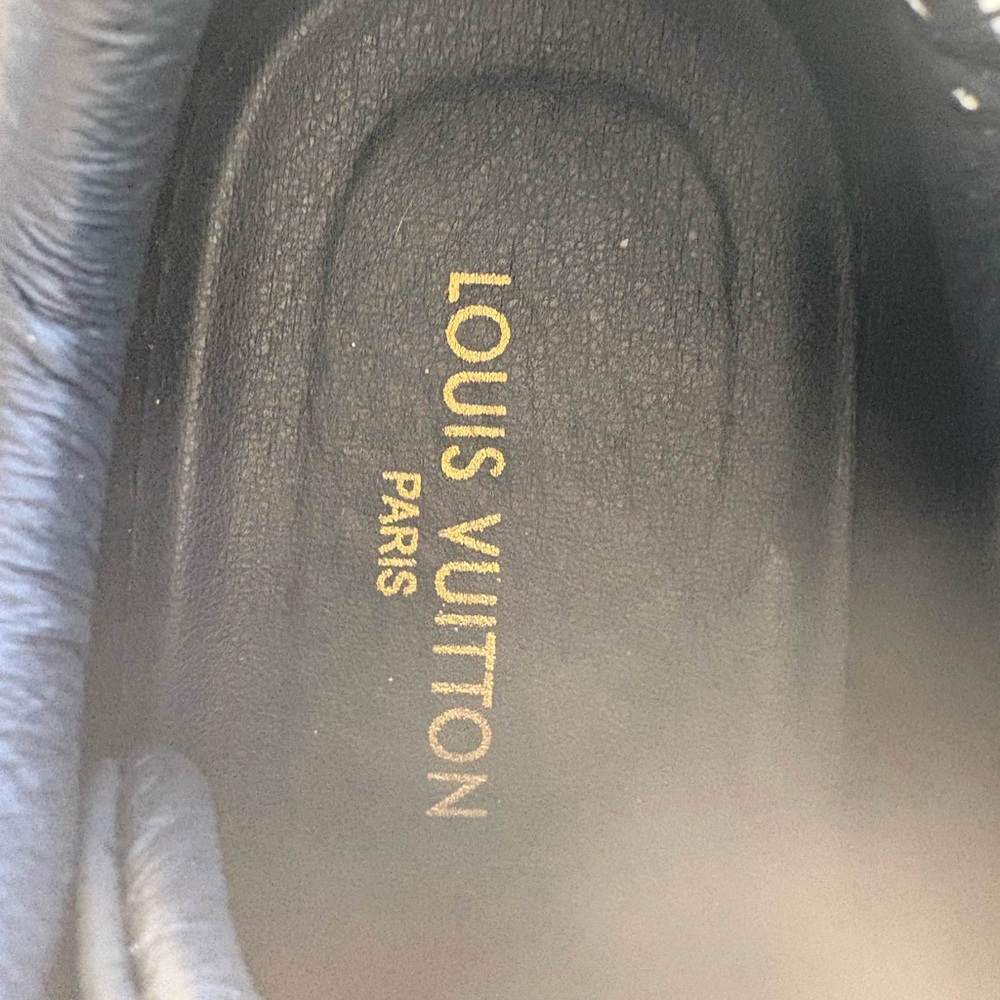 Louis Vuitton Black Monogram Sneakers Copy - Picture 2 of 4